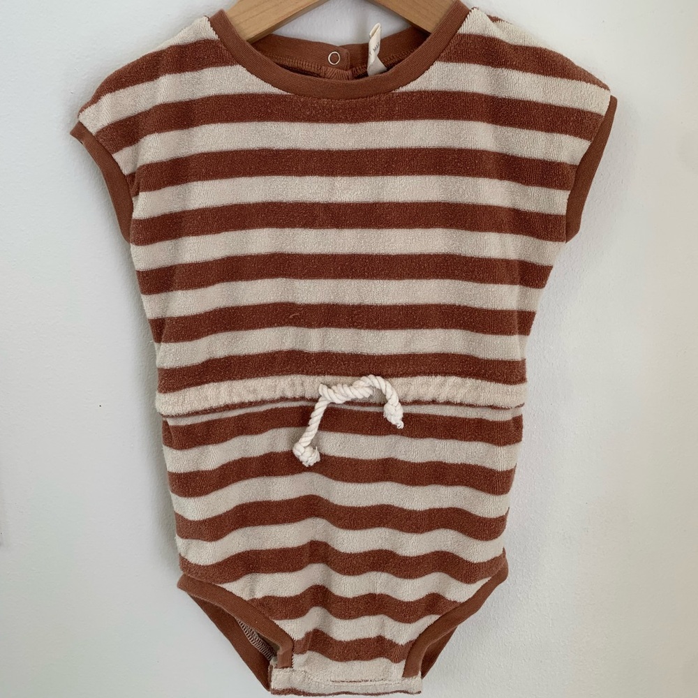 Quincy Mae terrycloth onesie 18-24 months
